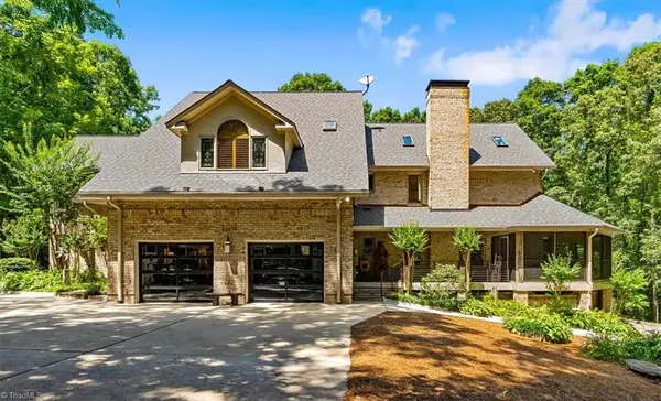 1164 Nc Highway 62 W, High Point, NC 27263