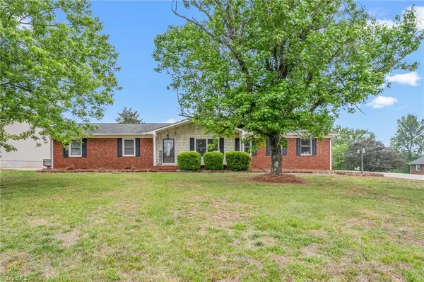 3810 Azalea Lane, Trinity, NC 27370