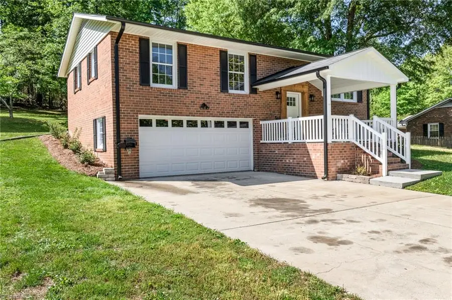 117 Kingswood Place Drive, Walnut Cove, NC 27052 - #3