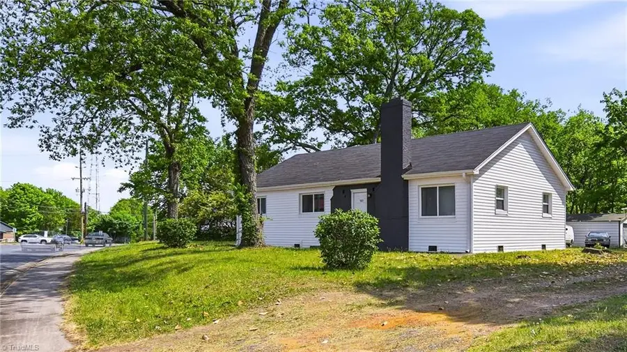 707 Martin Luther King Jr Boulevard, Lexington, NC 27292 - #2
