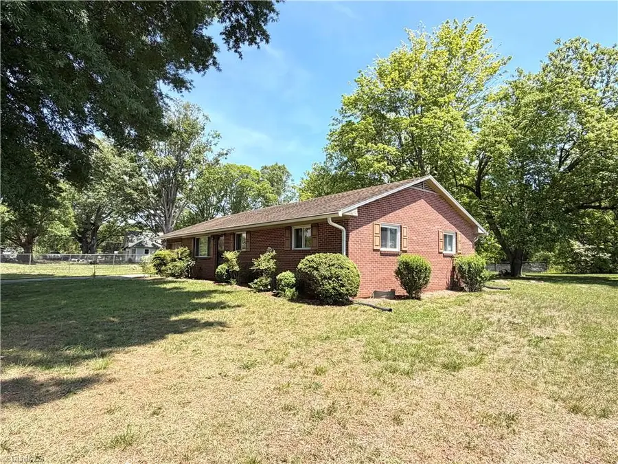 531 Lawrence Ridge, Lewisville, NC 27023 - #2