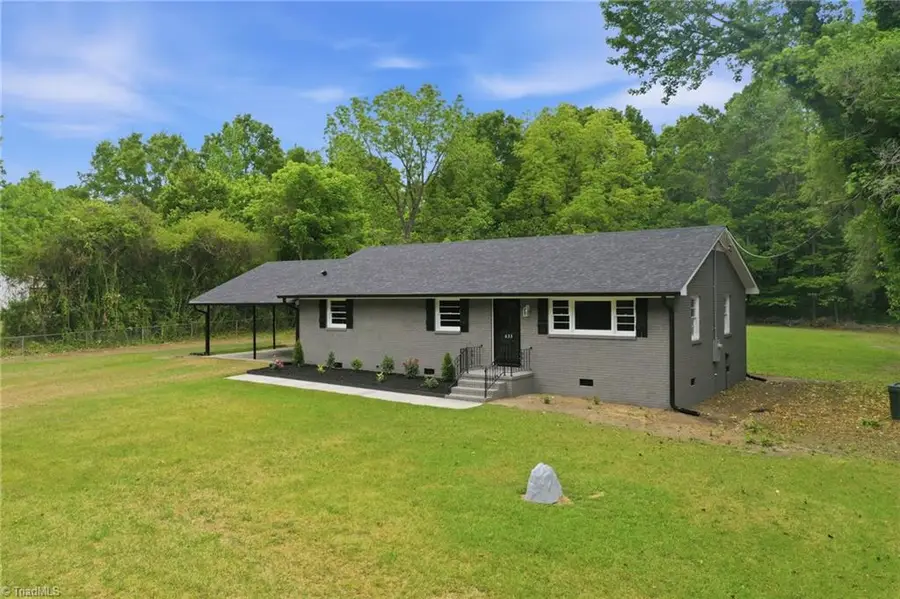 633 Atwater Road, Burlington, NC 27217 - #3