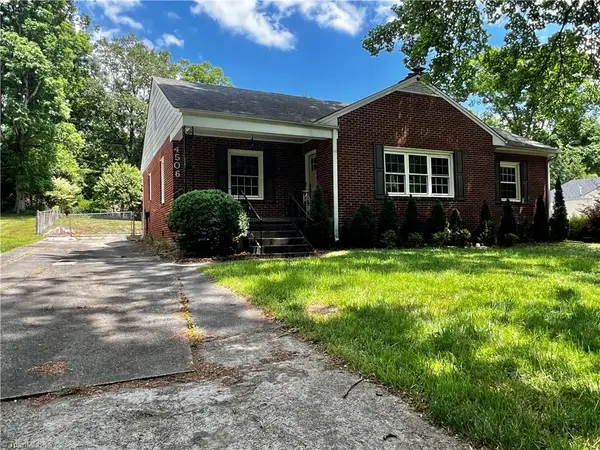 4506 Starmount Drive, Greensboro, NC 27410
