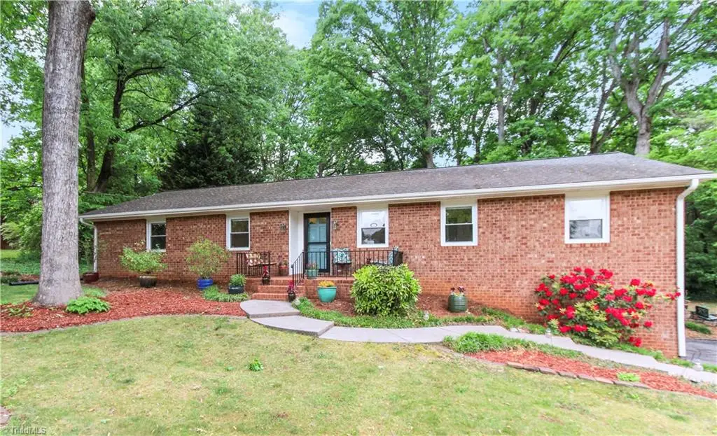 6834 Rollingwood Drive, Clemmons, NC 27012 - #1