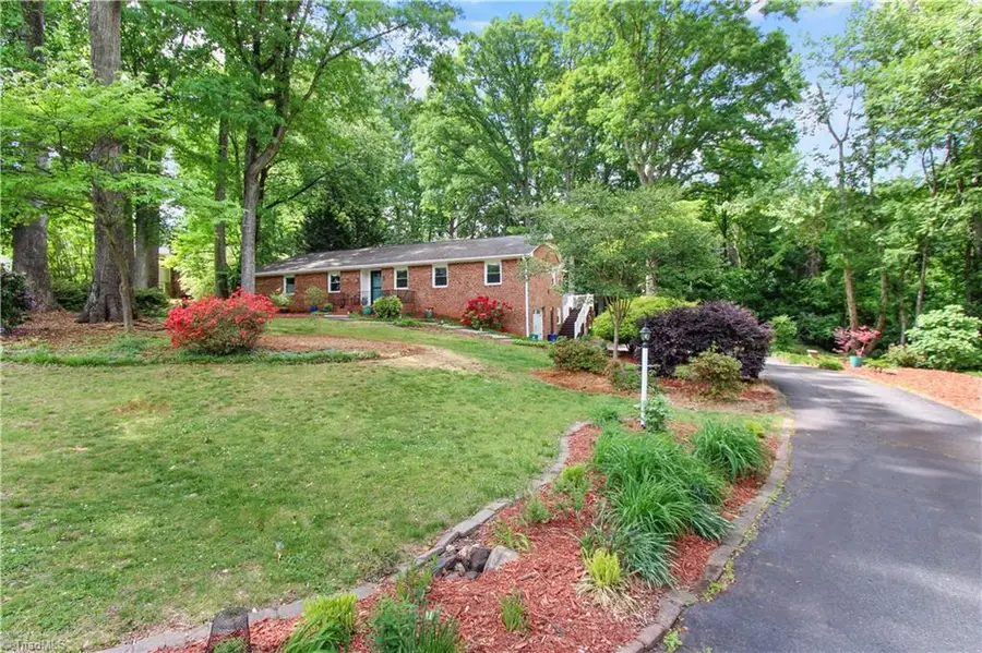 6834 Rollingwood Drive, Clemmons, NC 27012 - #2