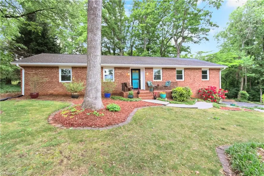 6834 Rollingwood Drive, Clemmons, NC 27012 - #3
