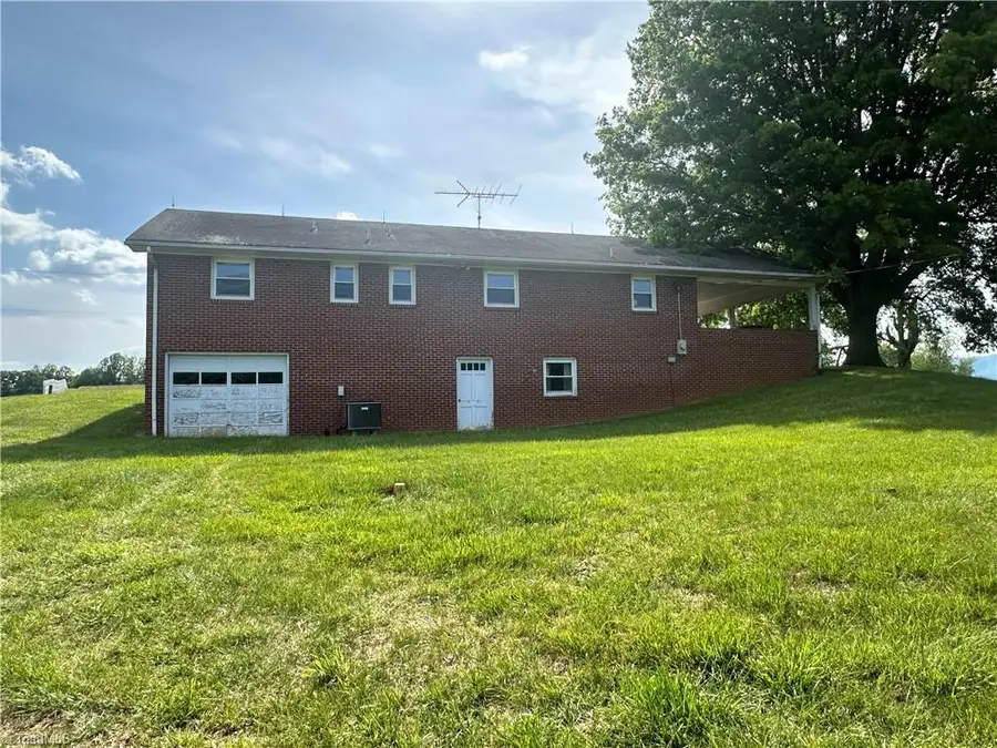 87 Oak Ridge Road, Cana, VA 24317 - #3