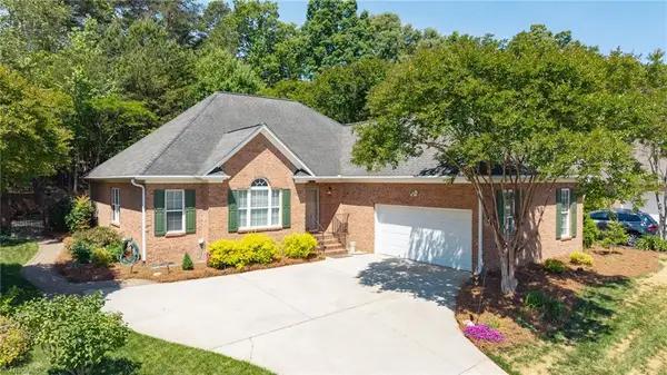 128 Oakmont Drive, Kernersville, NC 27284