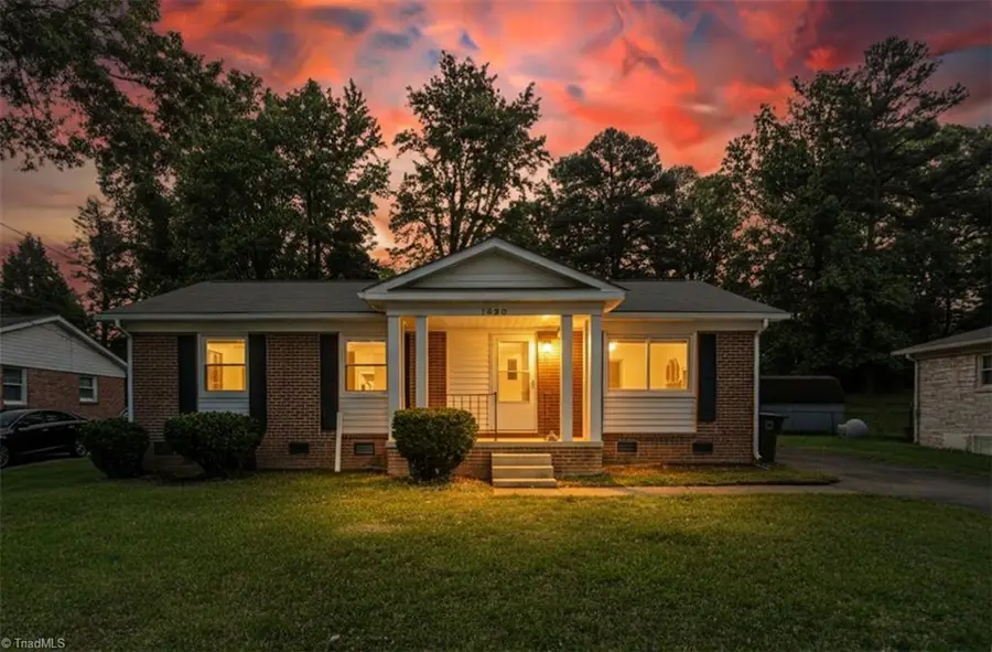 1620 Woodbriar Avenue, Greensboro, NC 27405 - #2