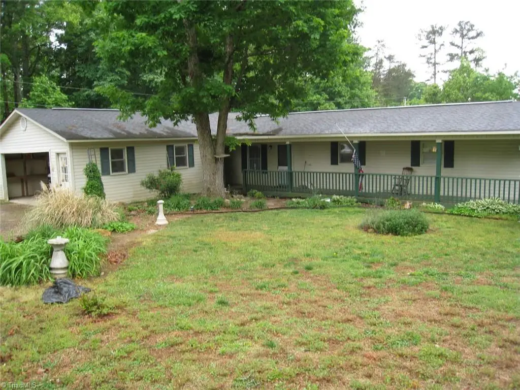 1055 Zack Drive, Pilot Mountain, NC 27041 - #1