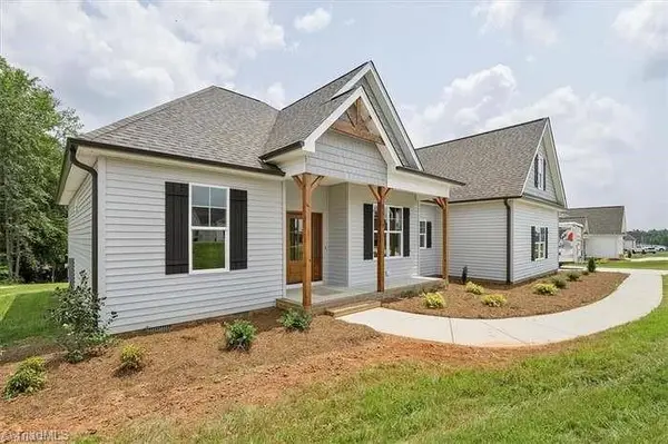 8869 Belews Ridge Road, Stokesdale, NC 27357