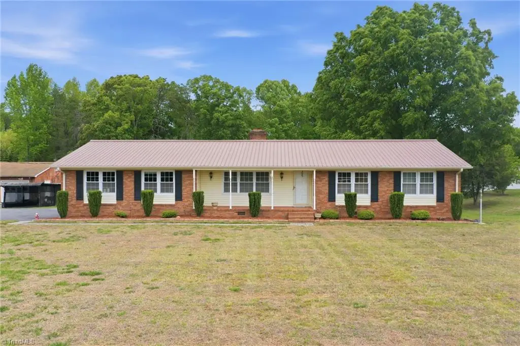 2127 Stoney Creek Church Road, Burlington, NC 27217 - #1