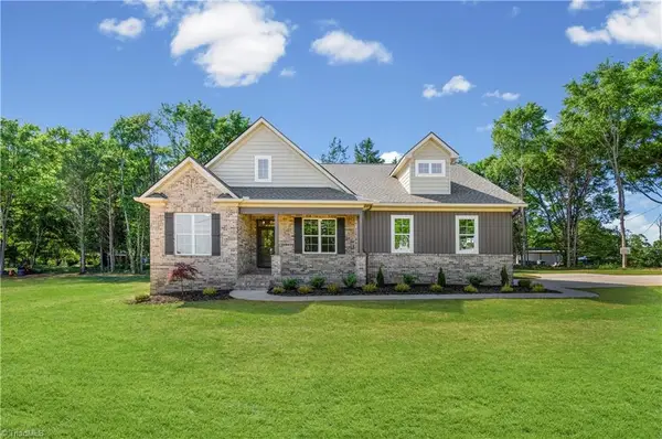 109 Frost Road, Advance, NC 27006
