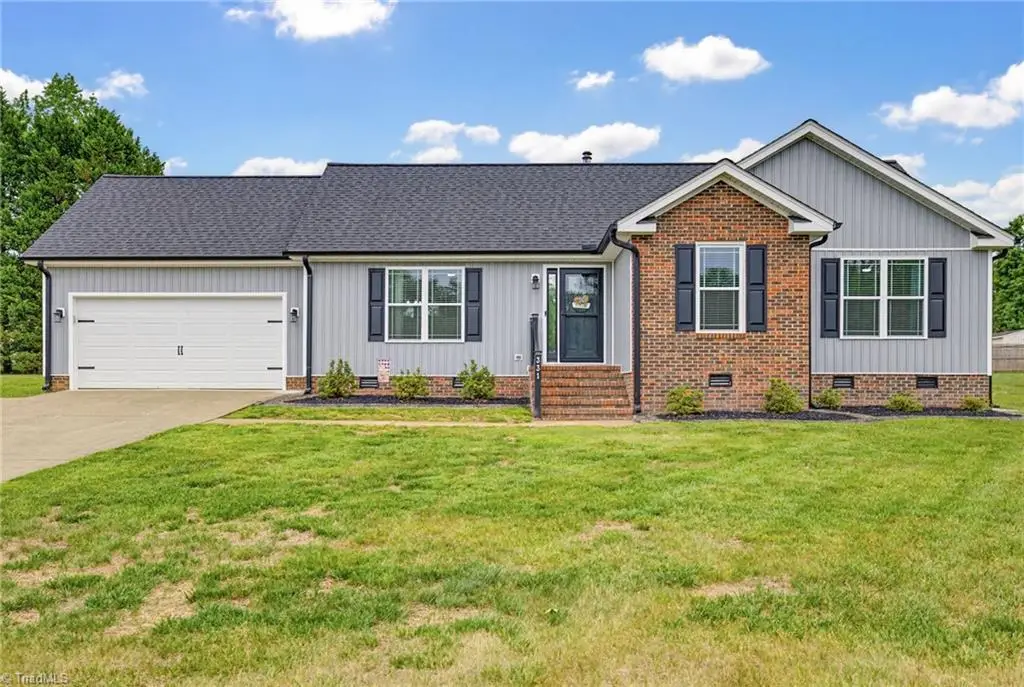 331 Tanglebrook Trail, Eden, NC 27288 - #1