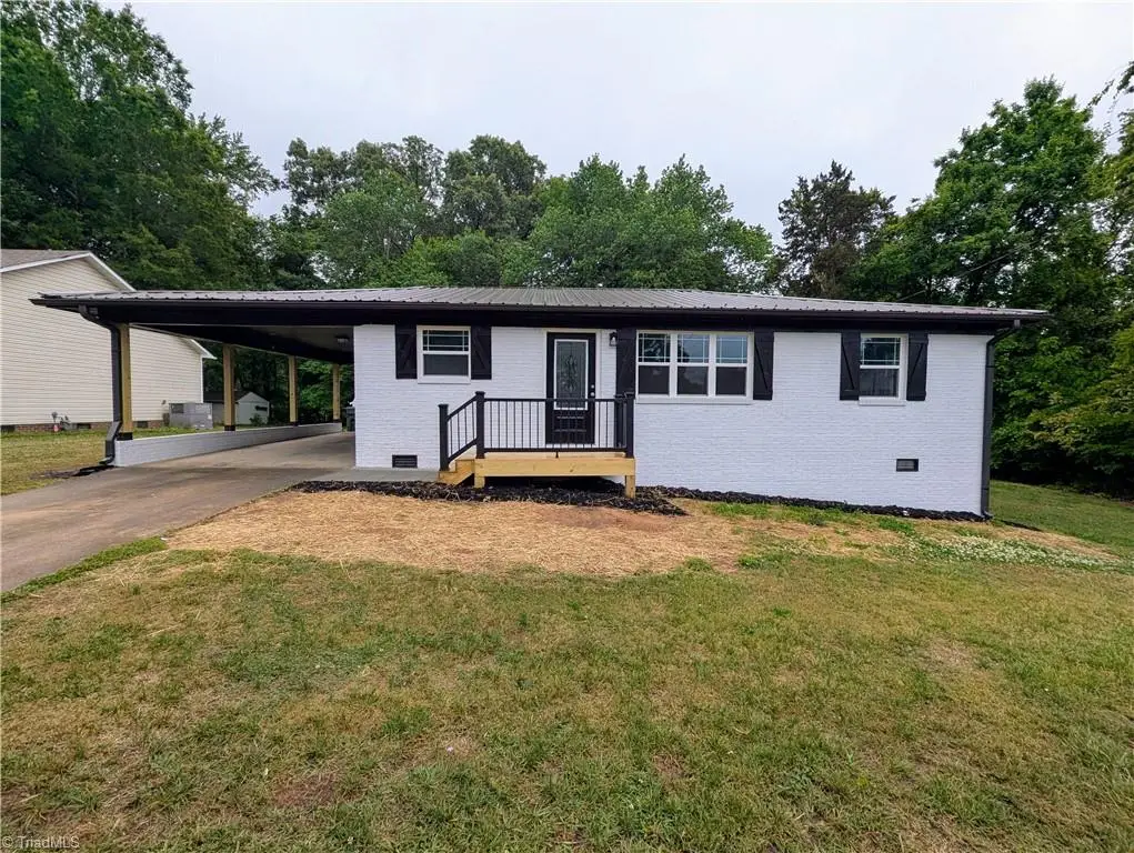 1892 Lake Road, Thomasville, NC 27360 - #1
