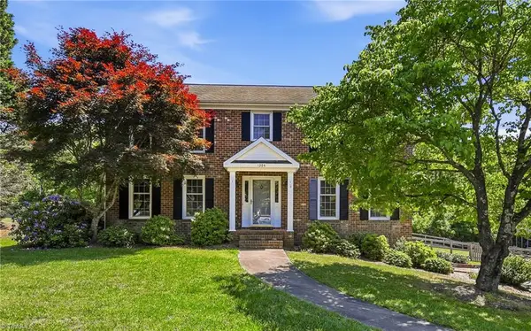1384 Apple Cross Court, Kernersville, NC 27284