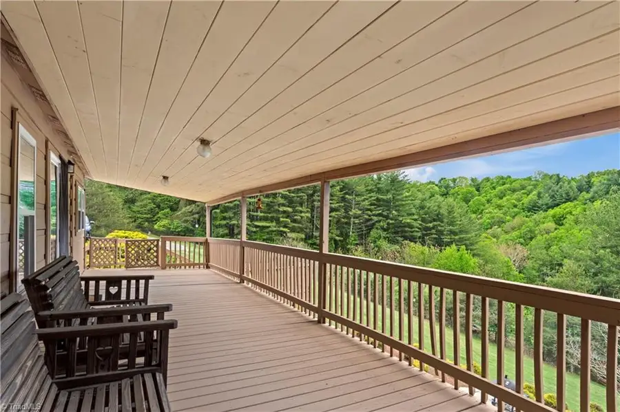 489 Buttons Lane, Sparta, NC 28675 - #3