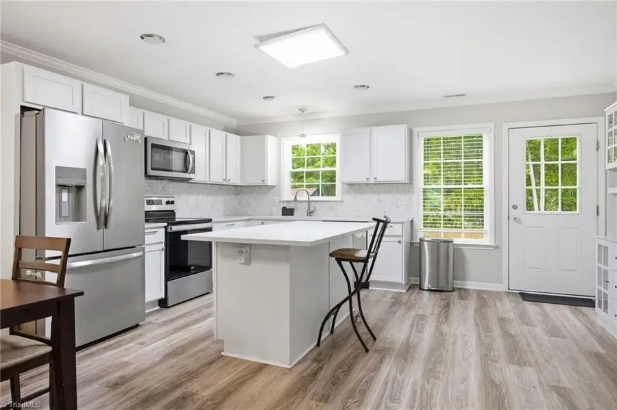 2948 Lashmit Drive, Winston Salem, NC 27103 - #2