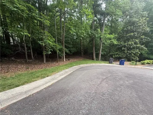 125 Stones Throw Court, Winston-Salem, NC 27103