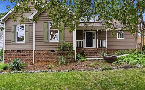 4890 Chimney Springs Drive, Greensboro, NC 27407