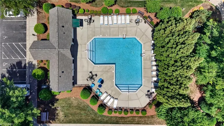 208 Blue Robin Way, Greensboro, NC 27409 - #2