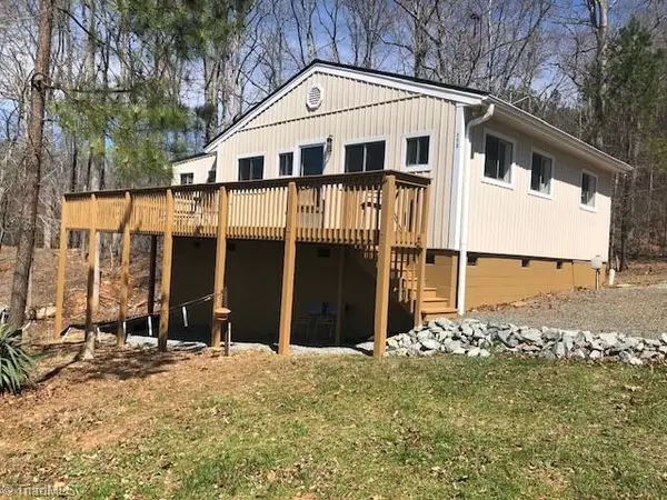 113 Red Budd Drive, New London, NC 28127