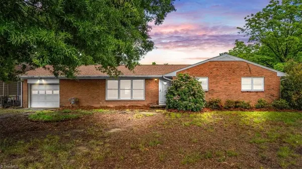 288 Frye Bridge Road, Clemmons, NC 27012