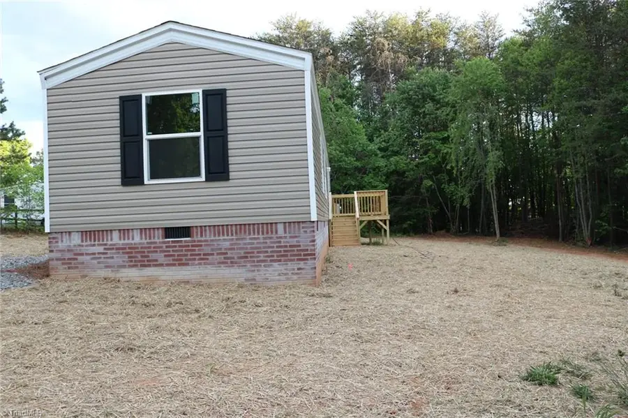 126 Sycamore Drive, Mount Airy, NC 27030 - #3