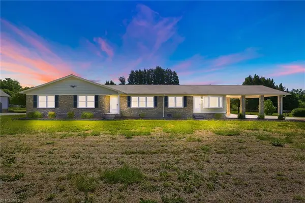 3402 Edgefield Road, Greensboro, NC 27409