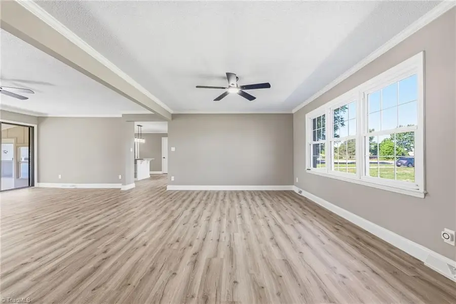 3402 Edgefield Road, Greensboro, NC 27409 - #2