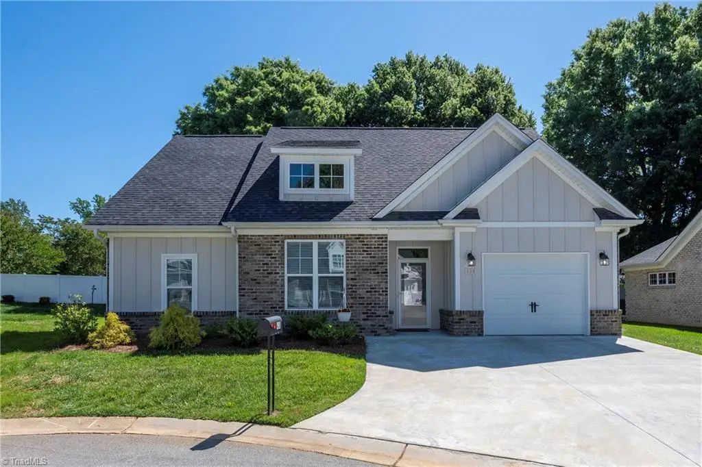 438 Fernwood Drive, Yadkinville, NC 27055 - #1