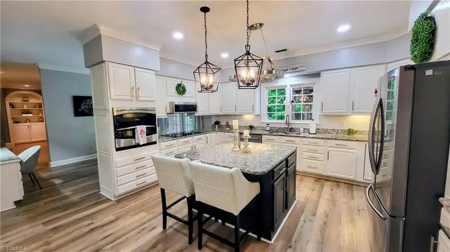7035 Skylark Road, Pfafftown, NC 27040 - #2