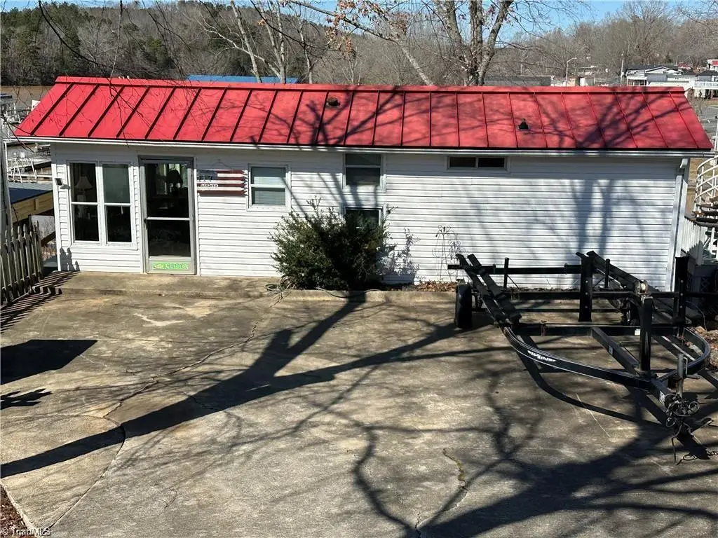 117 Badin Lake Circle, New London, NC 28127 - #1