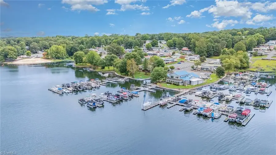 117 Badin Lake Circle, New London, NC 28127 - #2