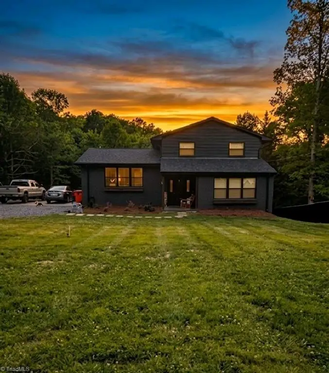 115 Cornelius Avenue, Mount Airy, NC 27030 - #2