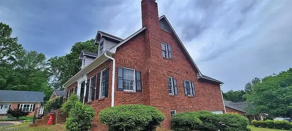 4301 Hampton Club Court, Winston-Salem, NC 27104