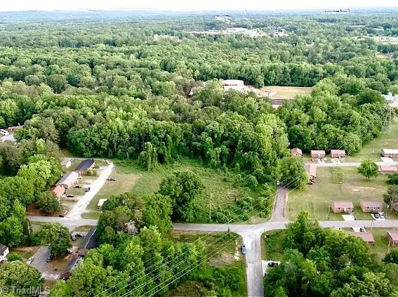 403 Meredith Avenue, Lexington, NC 27292 - #3