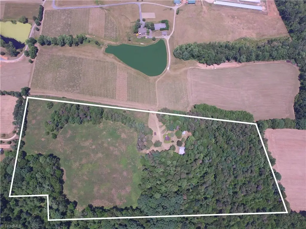 1152 Redbud Lane, Hamptonville, NC 27020 - #1