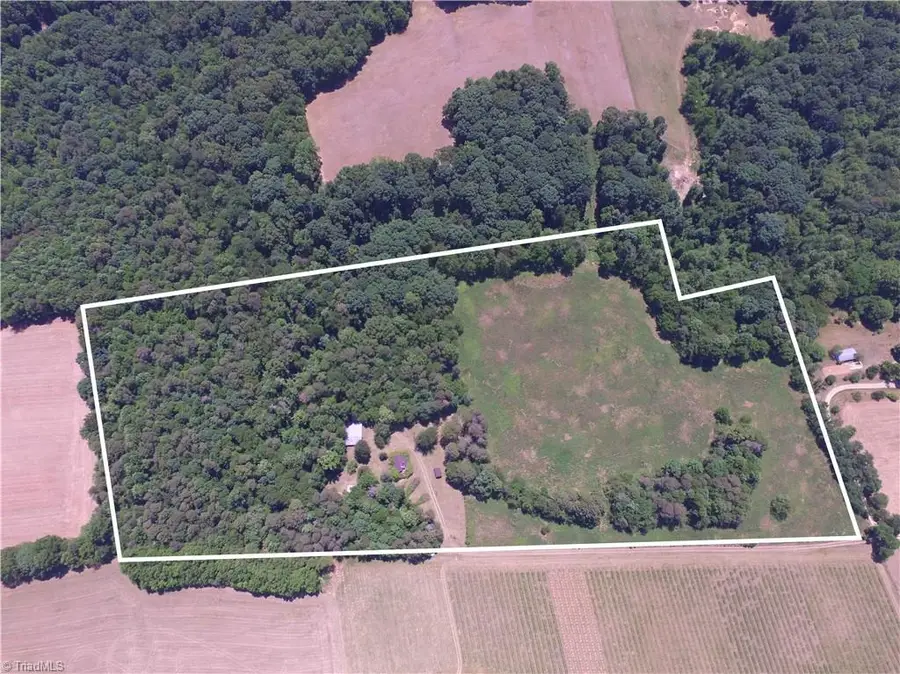 1152 Redbud Lane, Hamptonville, NC 27020 - #3
