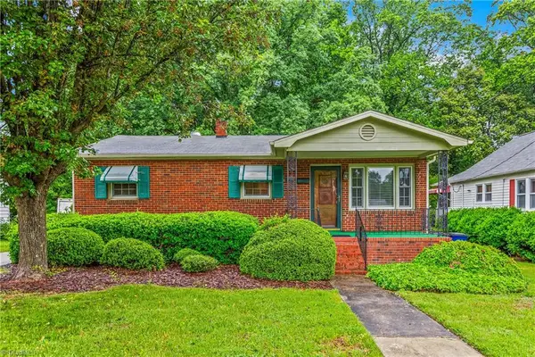 4106 Whitfield Road, Winston-Salem, NC 27105