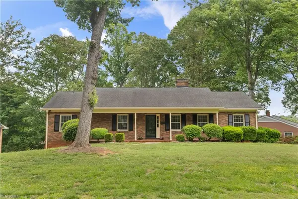 2971 Ormond Drive, Winston-Salem, NC 27106