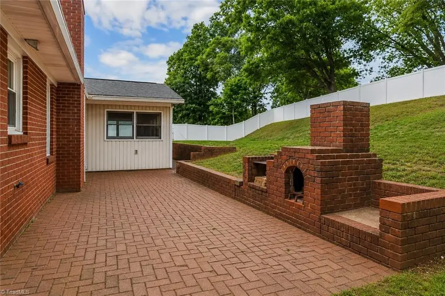 1325 Campus Court, Winston Salem, NC 27127 - #2
