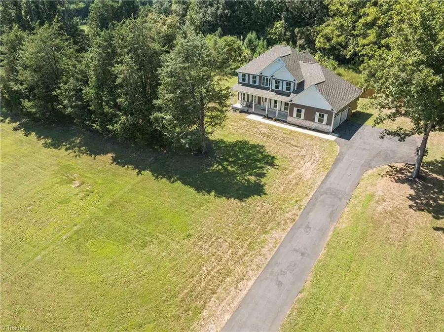 10265 N Nc Highway 150, Clemmons, NC 27012 - #3