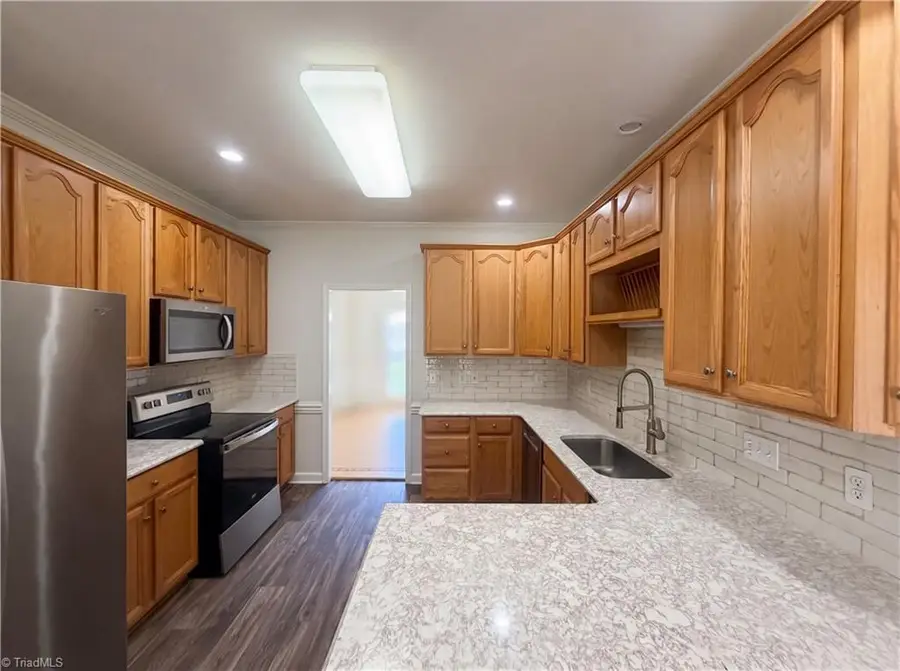 6120 Tennyson Drive, Kernersville, NC 27284 - #2