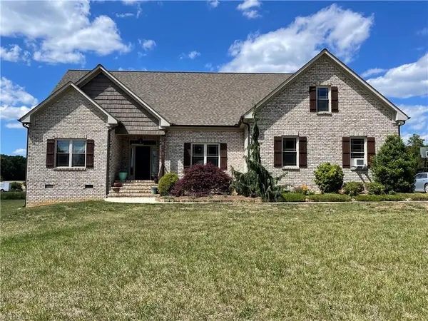 8128 Belews Creek Road, Stokesdale, NC 27357