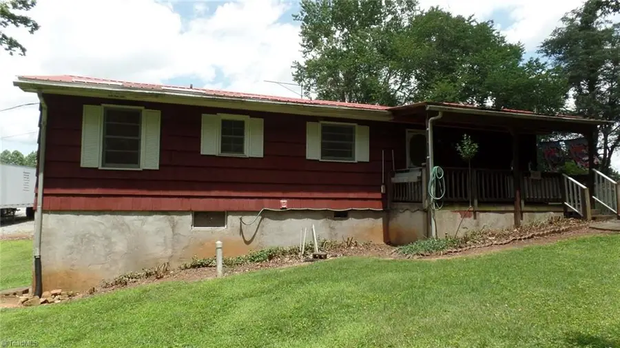 150 Beauty Street, Elkin, NC 28621 - #3