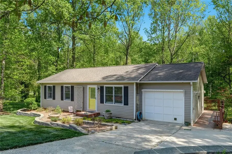 915 Quailmeadow Lane, Colfax, NC 27235 - #2