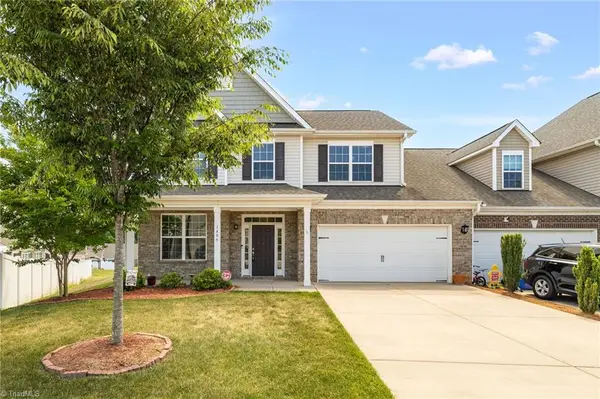 1405 Farm Ridge Road, Kernersville, NC 27284