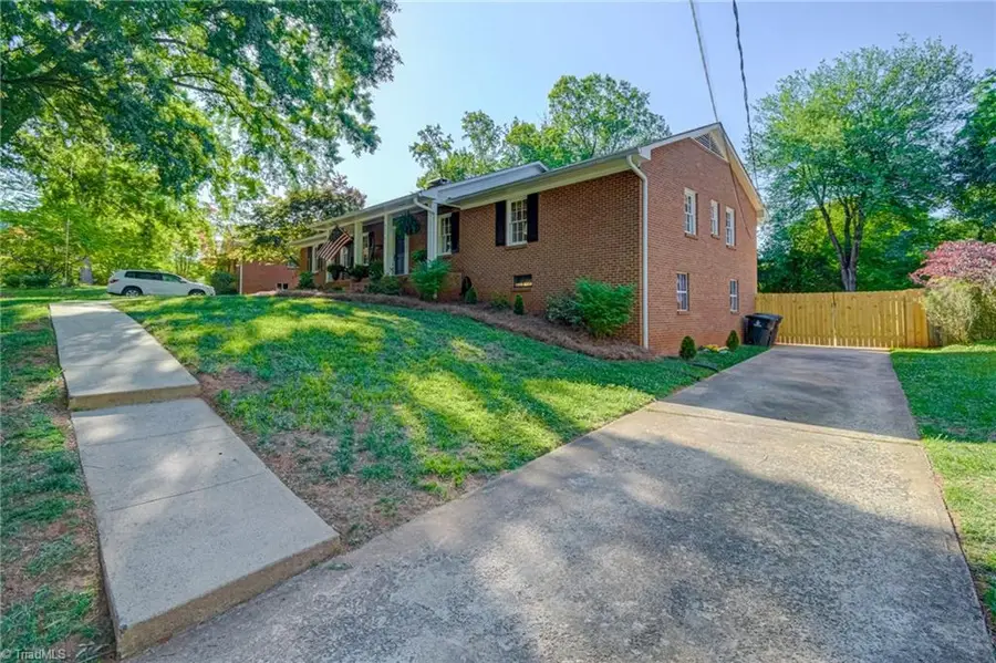 4210 Briarcliffe Road, Winston Salem, NC 27106 - #3