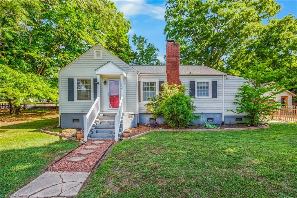 104 Smith Street, Walnut Cove, NC 27052 - #1